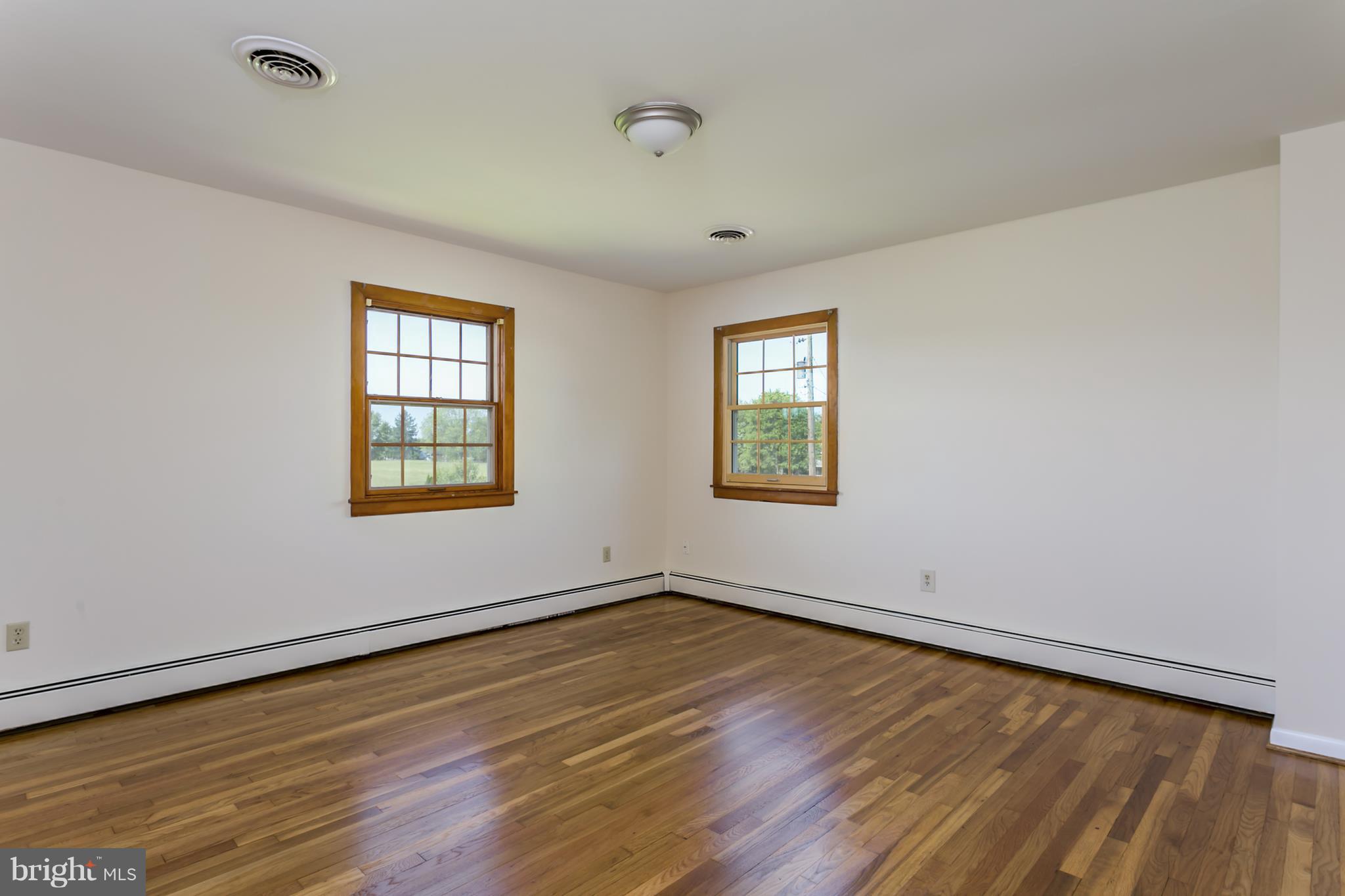 17226 Hardy Road Mount Airy, MD 21771 - Photo 21 of 39 Gallery Image 21