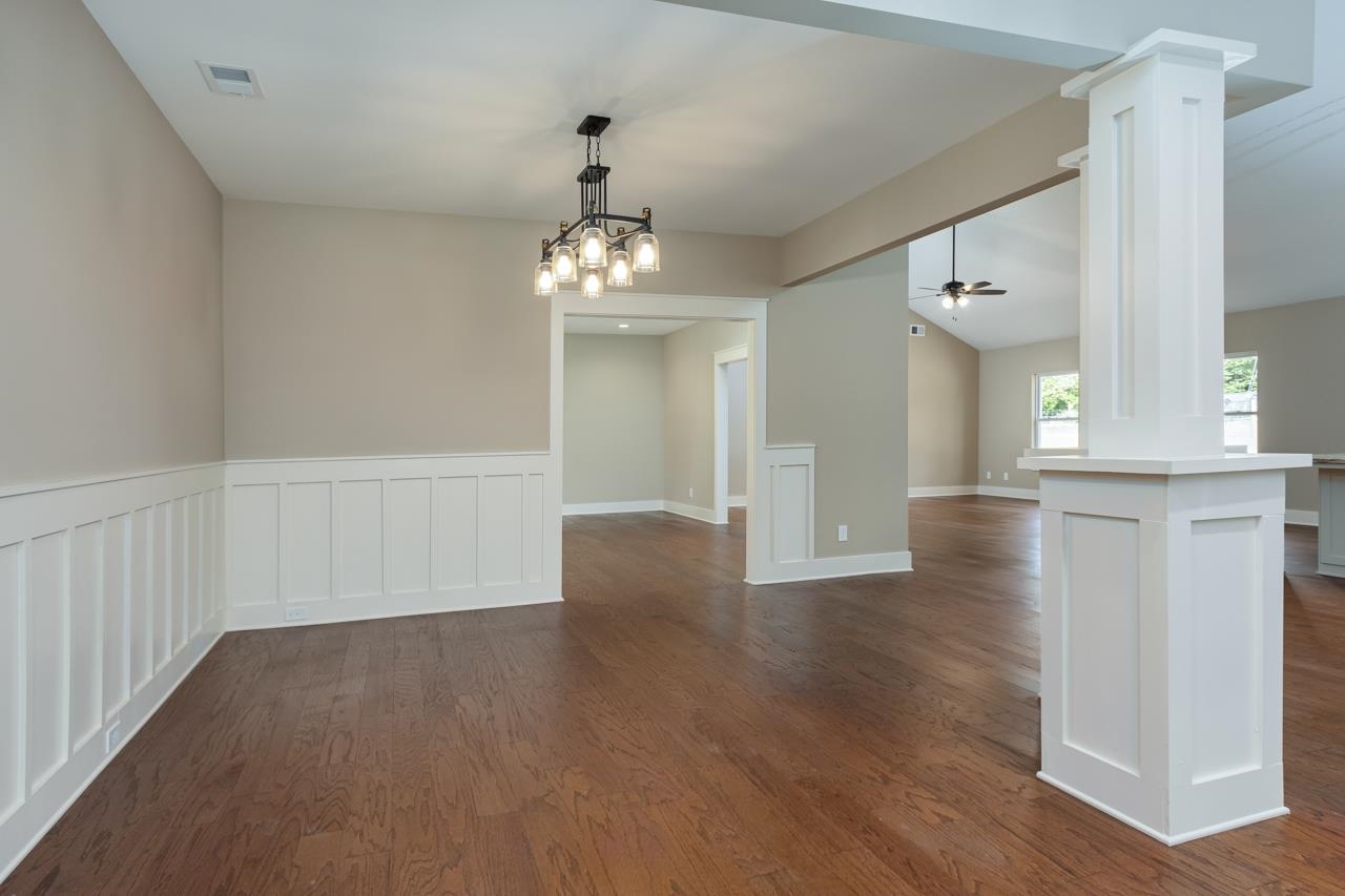 4062 Greenpond Road Gray Court, SC 29645 - Photo 7 of 36