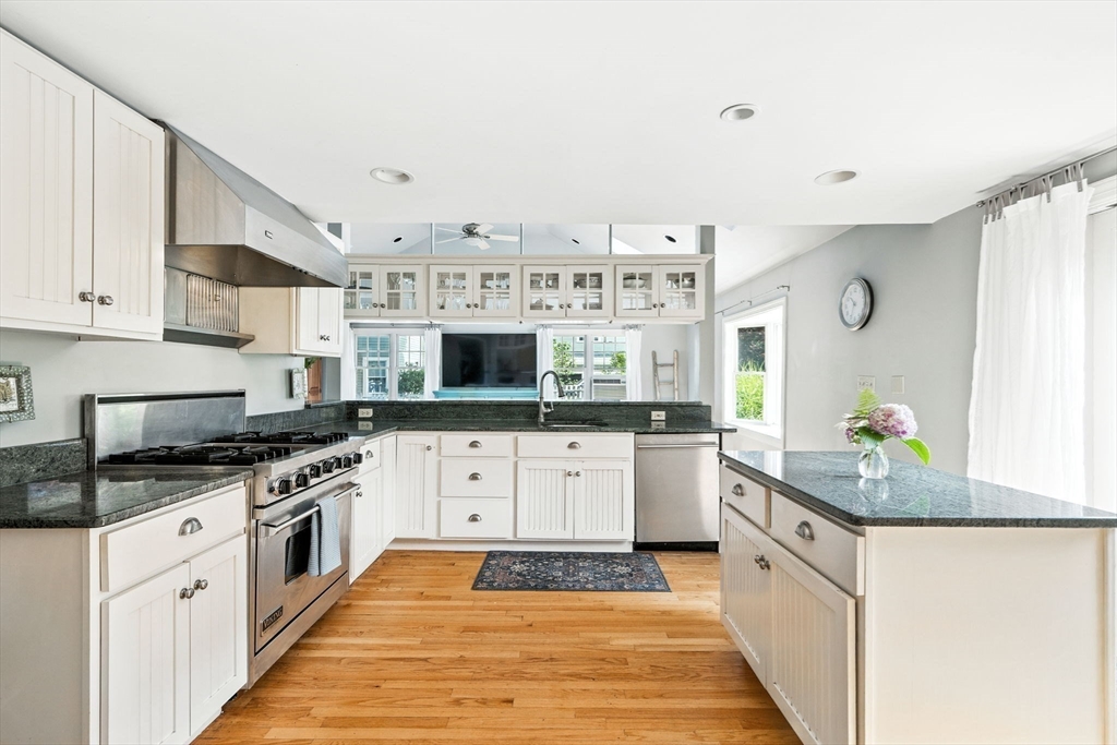 155 Village Street Marblehead, MA 01945 - Photo 14 of 42