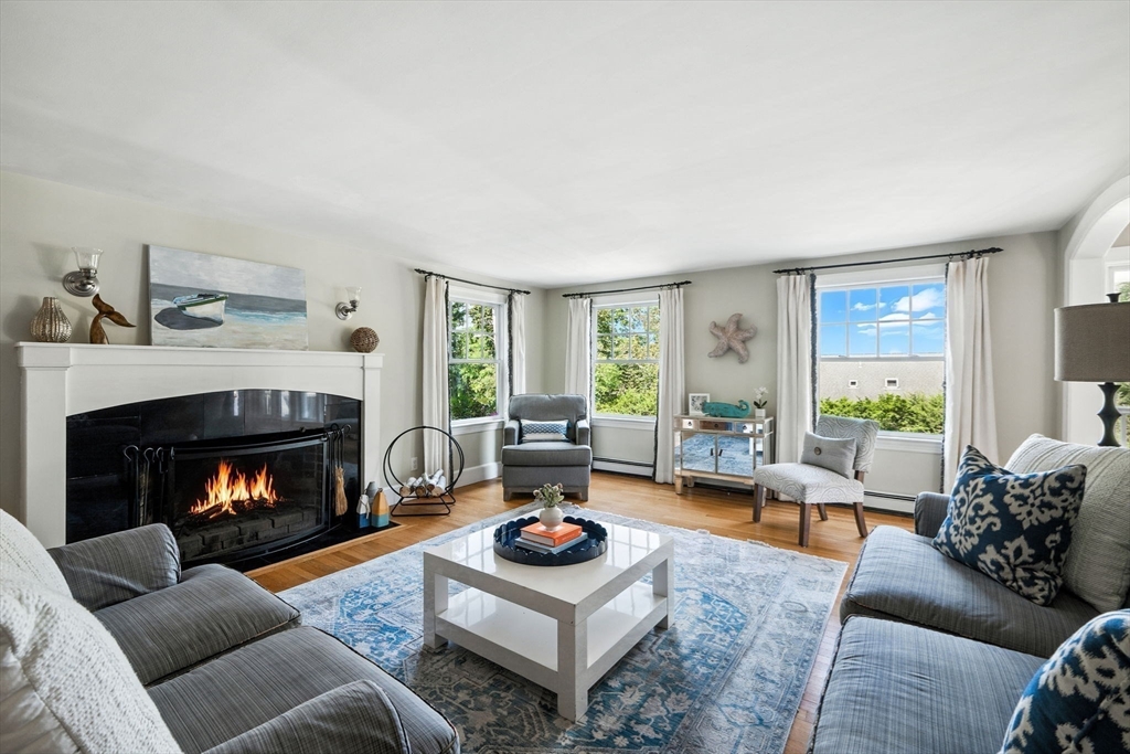 155 Village Street Marblehead, MA 01945 - Photo 20 of 42