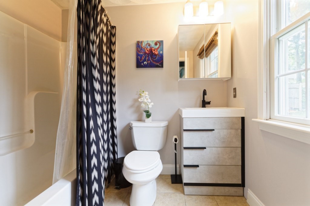 14 Fox Hill Road Billerica, MA 01821 - Photo 14 of 30 Gallery Image 14