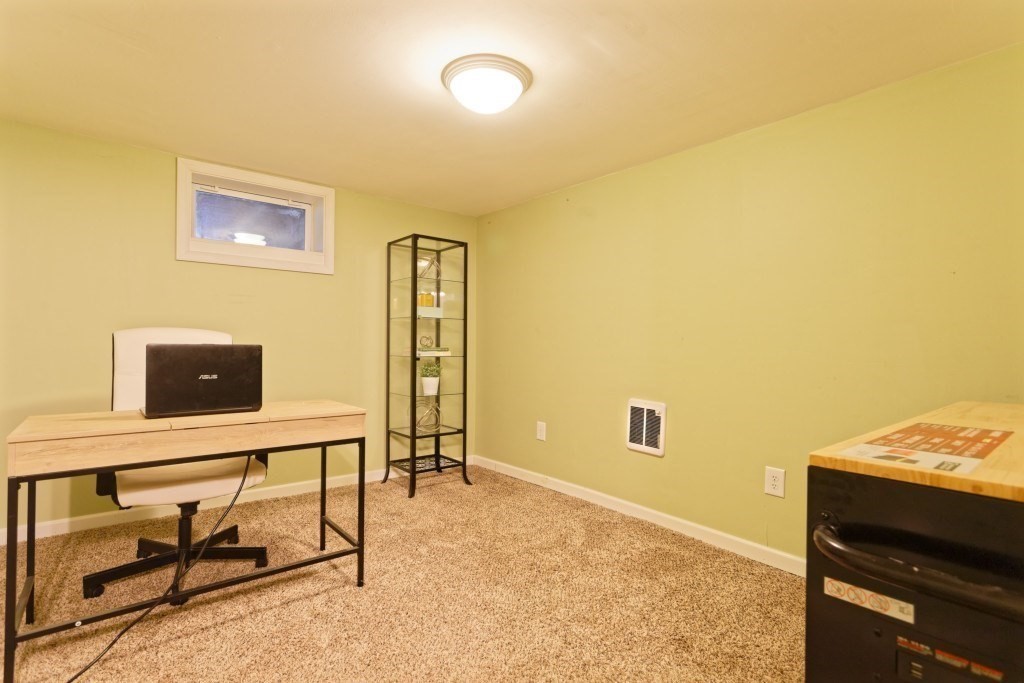 14 Fox Hill Road Billerica, MA 01821 - Photo 21 of 30 Gallery Image 21