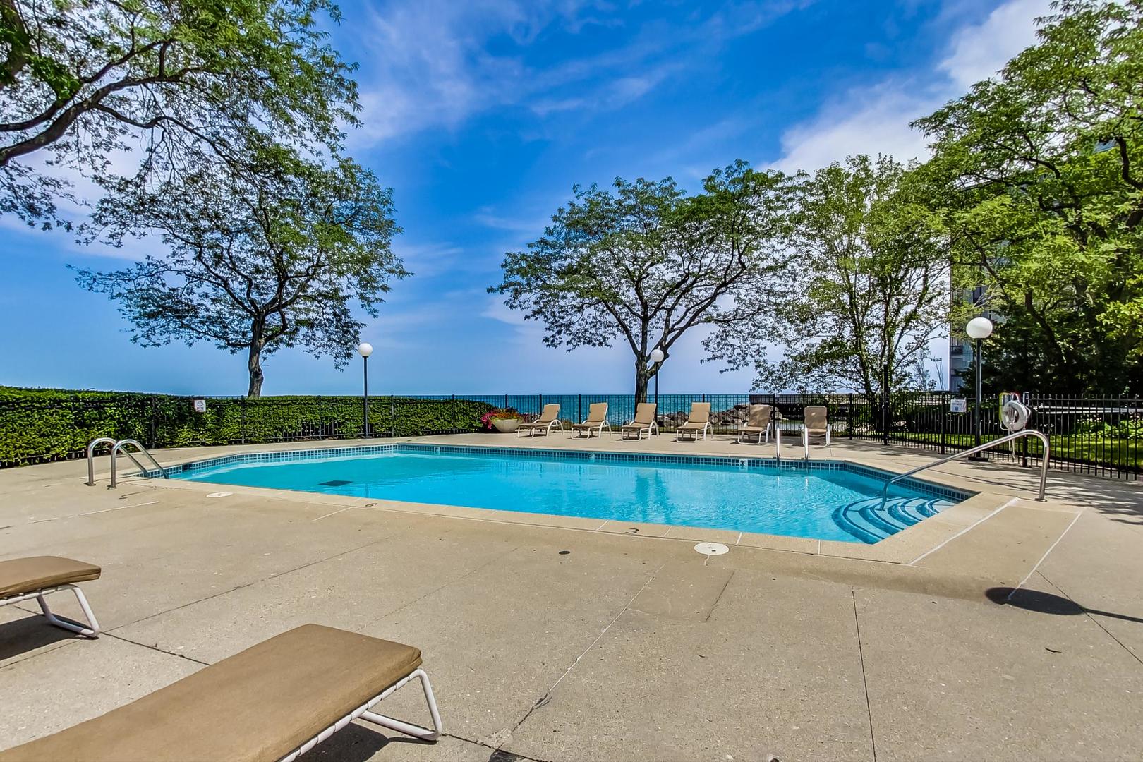 1500 Sheridan Road, Unit 1G Wilmette, IL 60091 - Photo 19 of 23