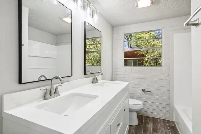 a bathroom with a bathtub