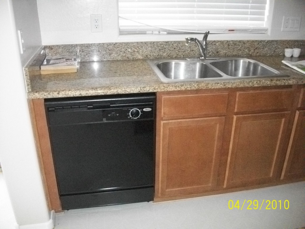 8850 West Payson Road Tolleson, AZ 85353 - Photo 4 of 16 kitchen