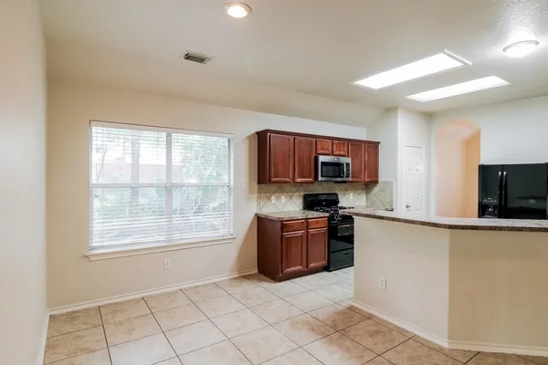 $1,875 | 26900 Armor Oaks Drive, Humble, TX 77339