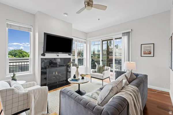 $550,000 | 350 South 200 East, Unit 521, Salt Lake City, UT 84111