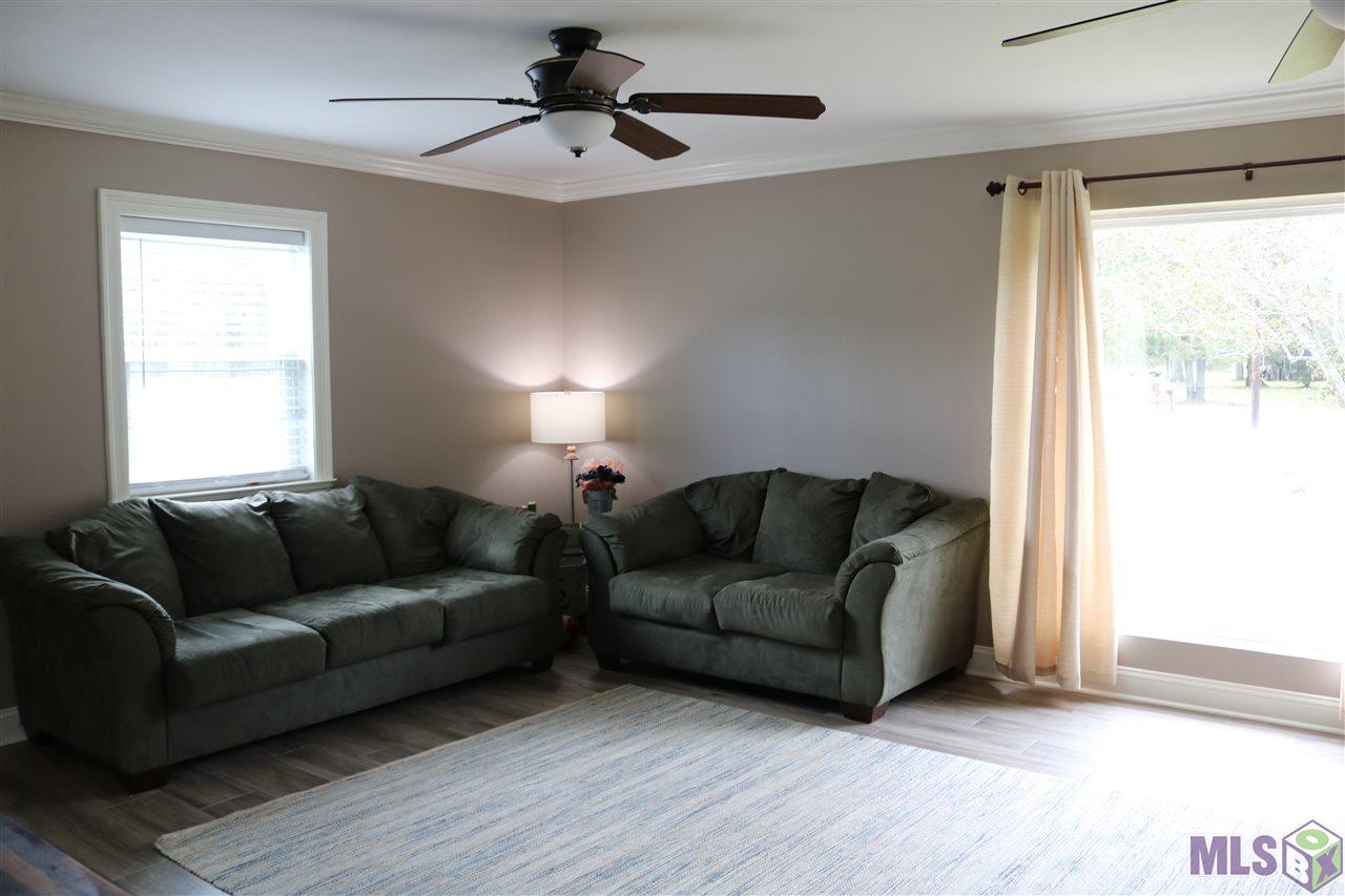 14570 Brown Road Baker, LA 70714 - Photo 7 of 14 Gallery Image 7