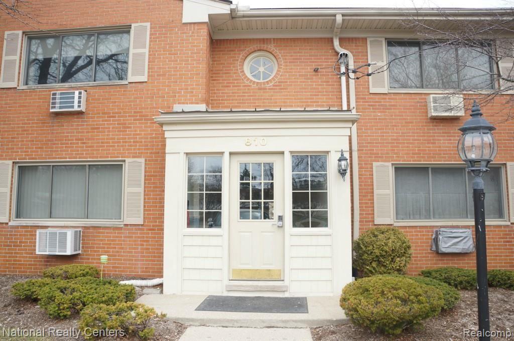 810 Plate Street, Unit 204 Rochester, MI 48307 - Photo 1 of 12 1-Front of Condo.jpg
