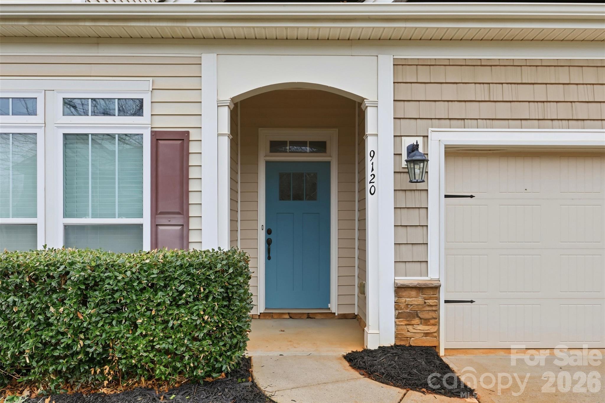 9120 Inverness Bay Road Charlotte, NC 28278 - Photo 3 of 8 Gallery Image 3