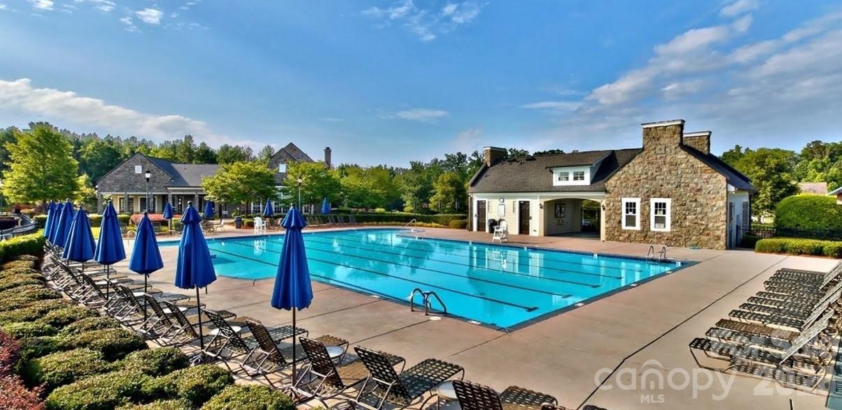 9120 Inverness Bay Road Charlotte, NC 28278 - Photo 7 of 8 Gallery Image 7