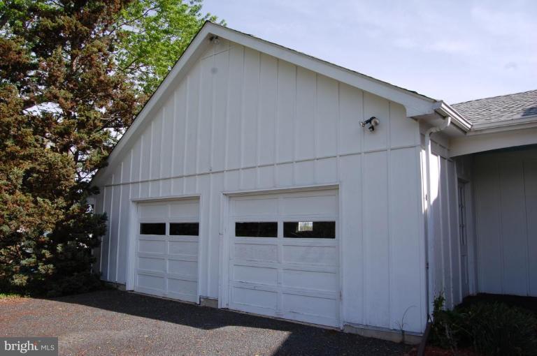 4385 Baildon Road Trappe, MD 21673 - Photo 20 of 30 Garage 1