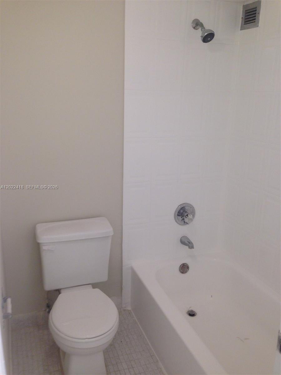 16909 North Bay Road, Unit 520 Sunny Isles Beach, FL 33160 - Photo 10 of 10
