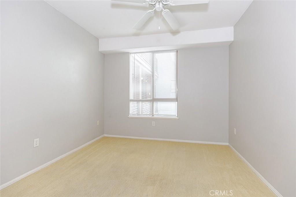 100 South Alameda Street, Unit 353 Los Angeles, CA 90012 - Photo 18 of 60 an empty room with a window