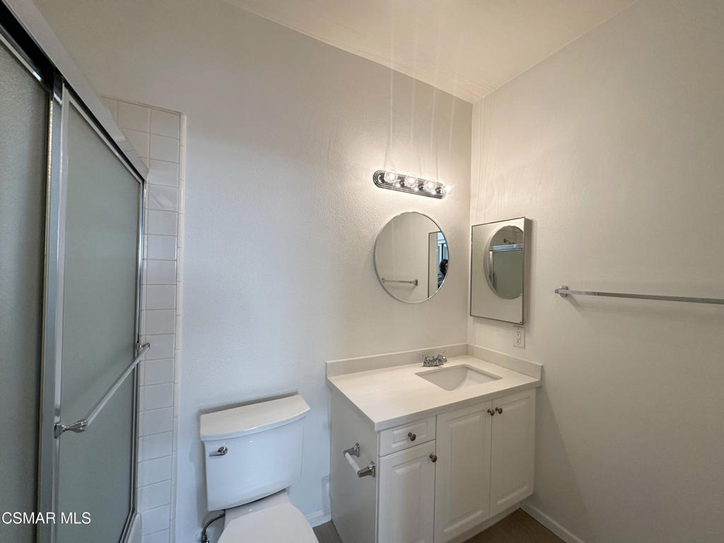 495 Novara Way Oak Park, CA 91377 - Photo 12 of 15