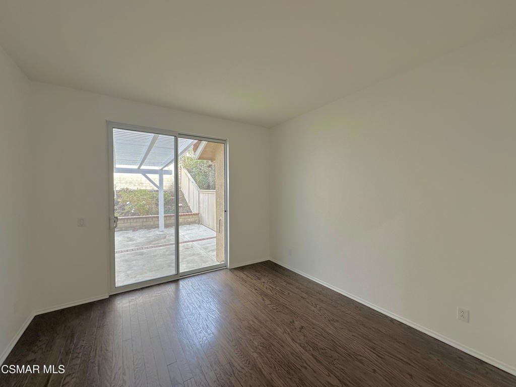 495 Novara Way Oak Park, CA 91377 - Photo 13 of 15