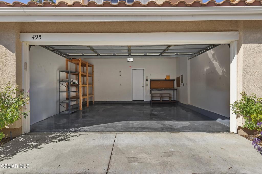 495 Novara Way Oak Park, CA 91377 - Photo 21 of 22 a view of outdoor space
