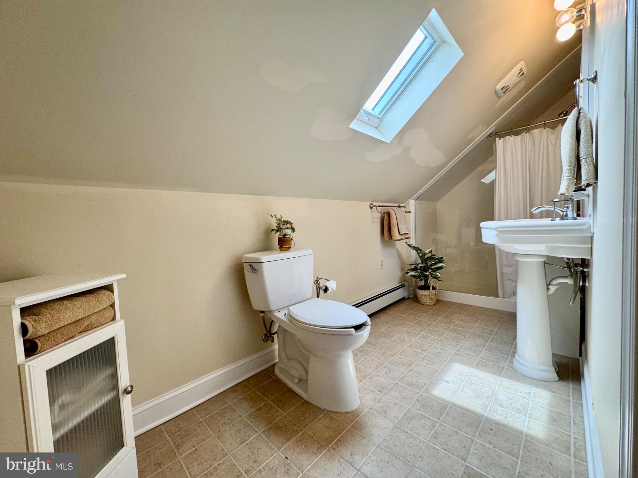 746 Hope Road Centreville, MD 21617 - Photo 21 of 27 2nd level full bath