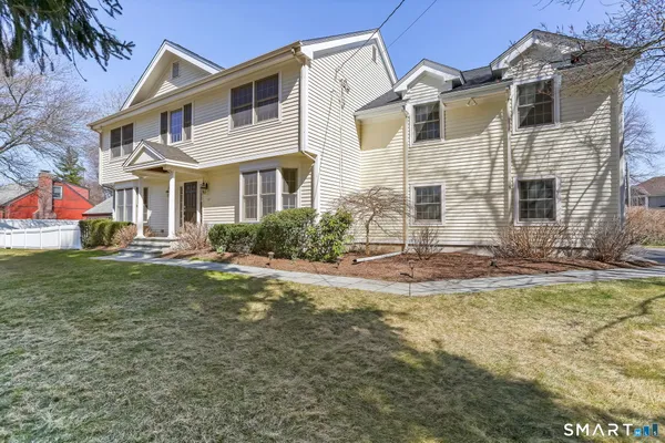 $949,000 | 10 Maurice Street, Norwalk, CT 06851