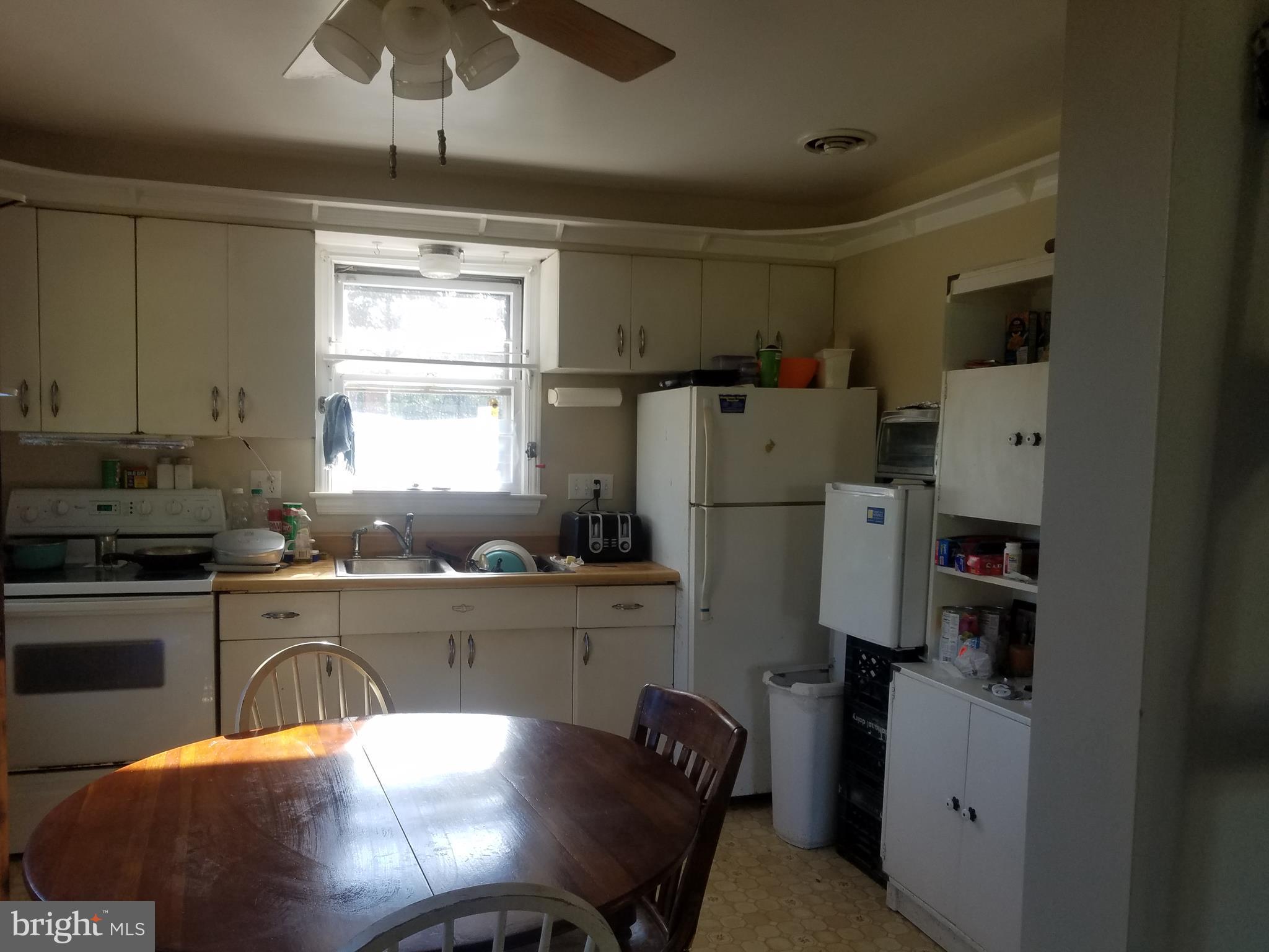 25705 Wright Road Damascus, MD 20872 - Photo 15 of 28 Kitchen