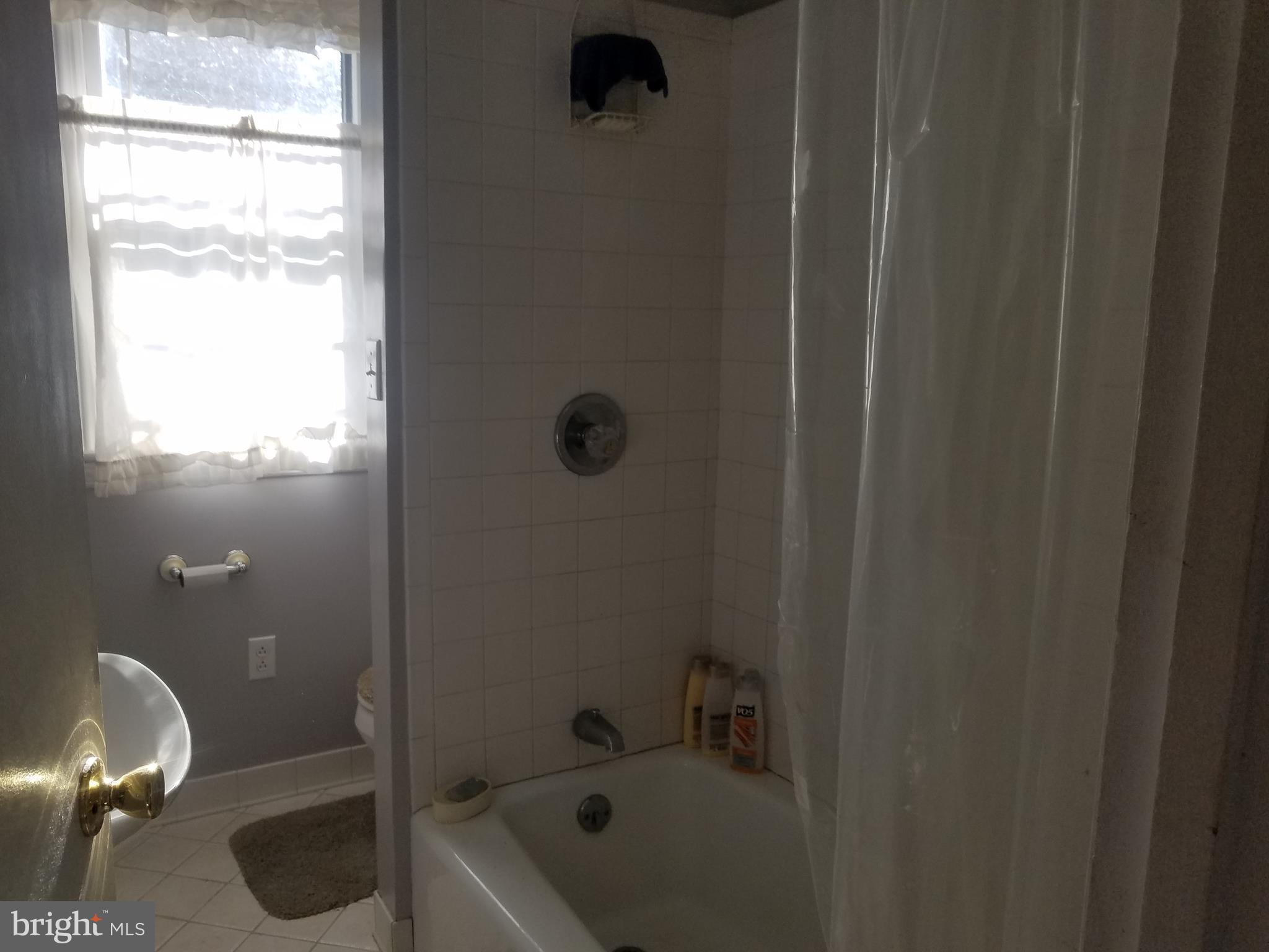 25705 Wright Road Damascus, MD 20872 - Photo 18 of 28 Bath