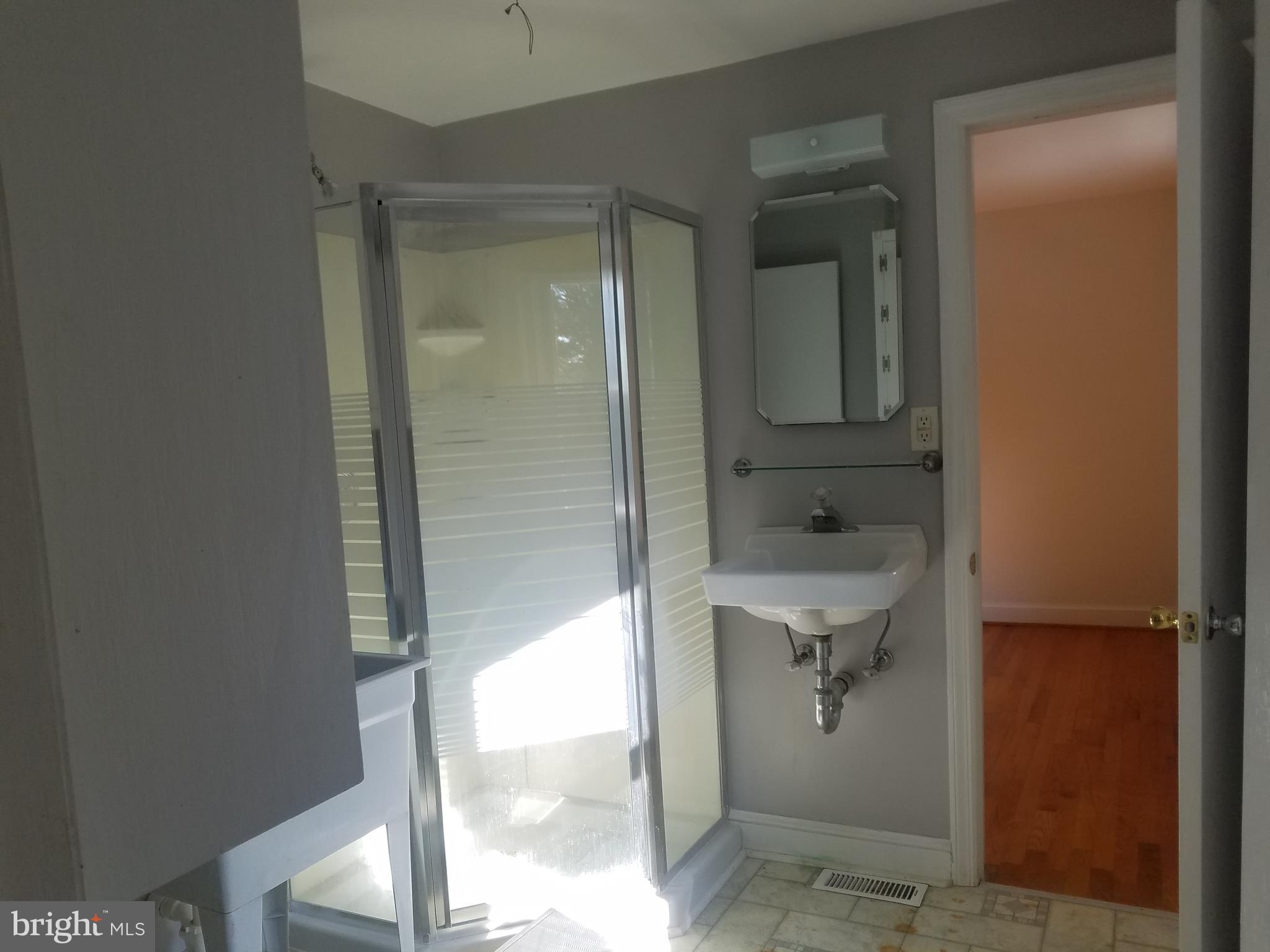 25705 Wright Road Damascus, MD 20872 - Photo 20 of 28 Bath