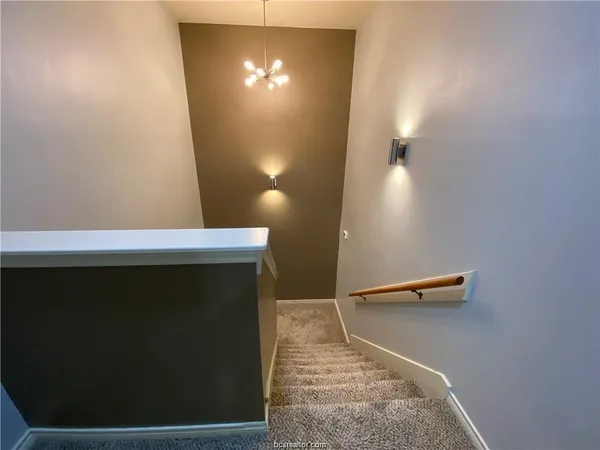 $1,950 | 212 Forest Drive, College Station, TX 77840