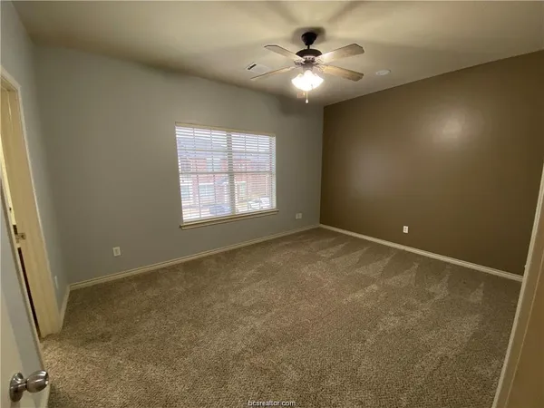 $1,950 | 212 Forest Drive, College Station, TX 77840