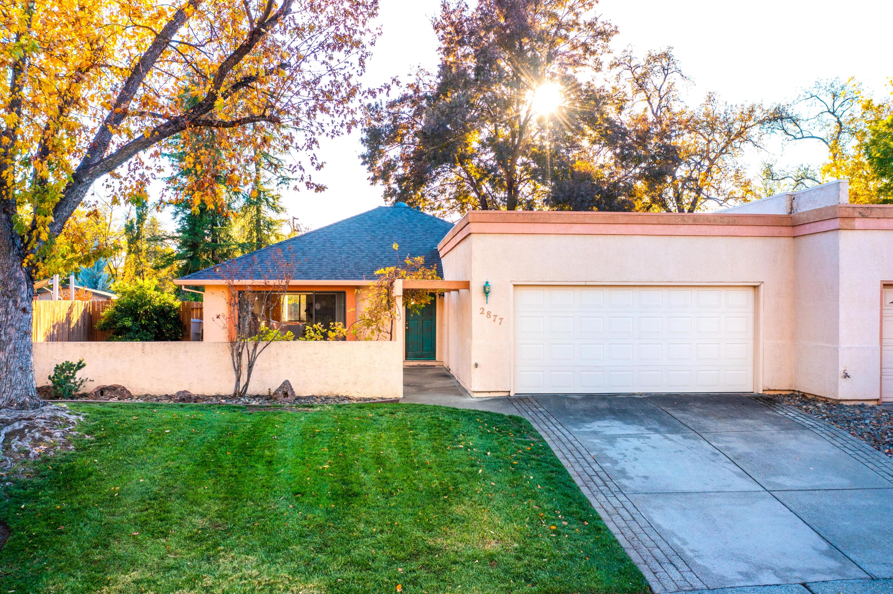 2877 Shotwick Trail Redding, CA 96002 - Photo 1 of 28 IMG-01