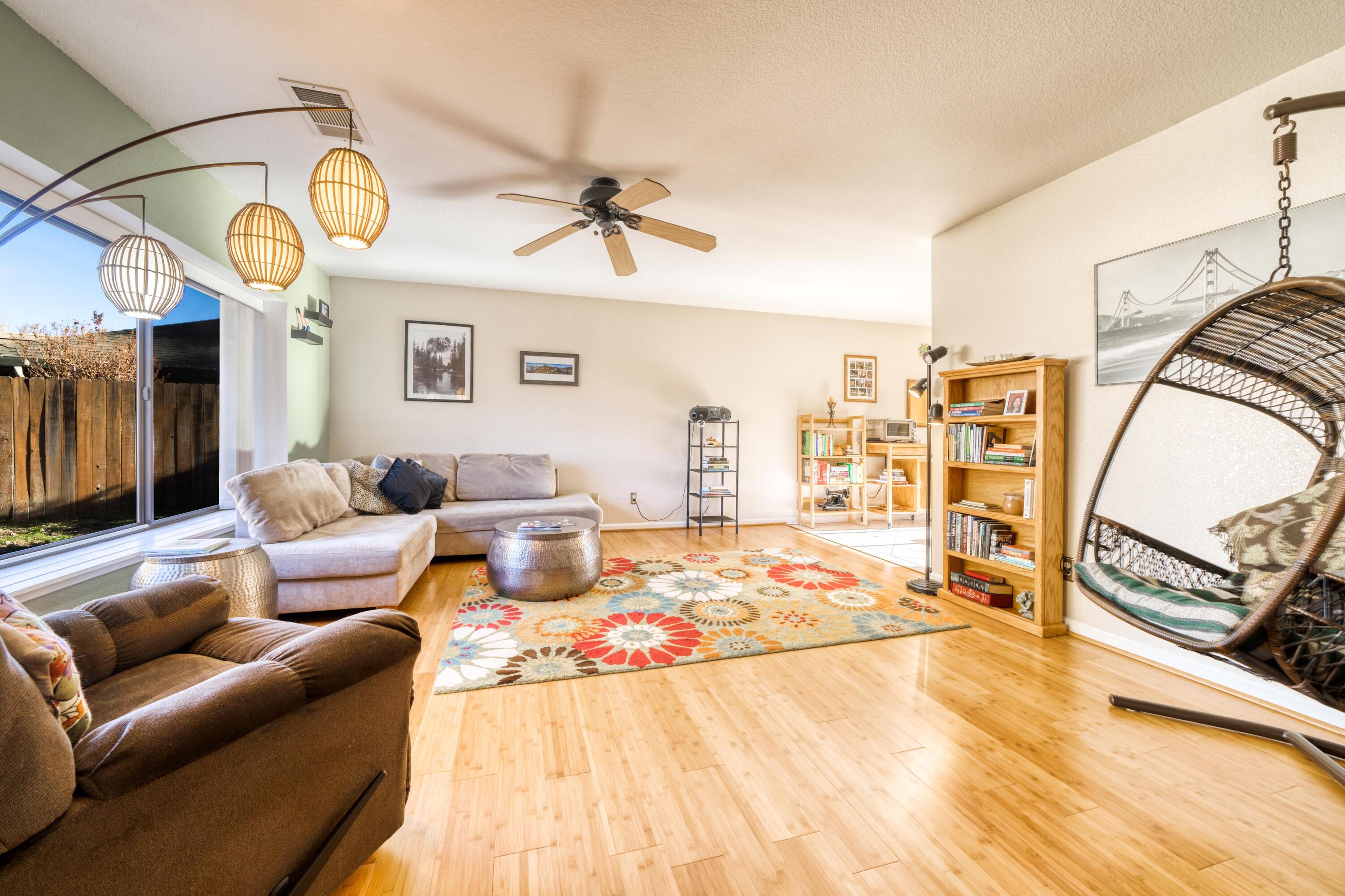 2877 Shotwick Trail Redding, CA 96002 - Photo 5 of 28 IMG-05