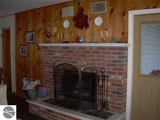 14804 Williams Road Elk Rapids, MI 49629 - Photo 7 of 41 1745829-6.JPG