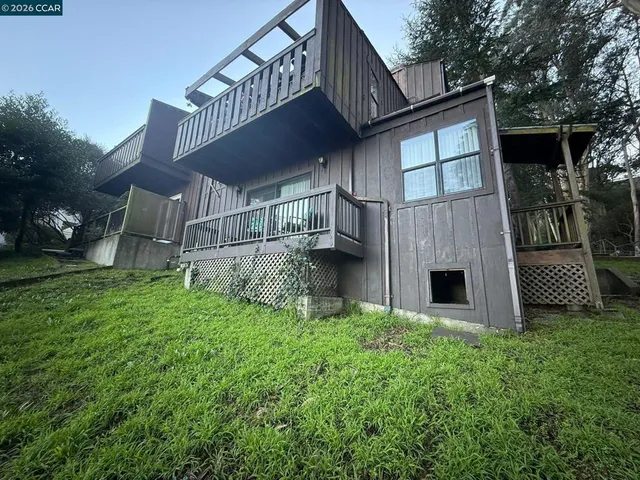 $1,110,000 | 119-119 Lincoln Drive, Sausalito, CA 94965