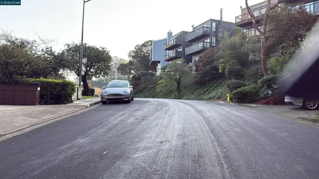 $1,110,000 | 119-119 Lincoln Drive, Sausalito, CA 94965