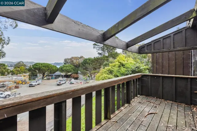 $1,110,000 | 119-119 Lincoln Drive, Sausalito, CA 94965