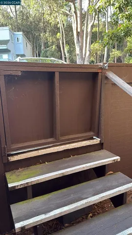 $1,110,000 | 119-119 Lincoln Drive, Sausalito, CA 94965