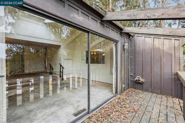 $1,110,000 | 119-119 Lincoln Drive, Sausalito, CA 94965