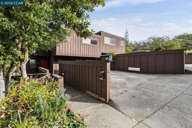 $1,110,000 | 119-119 Lincoln Drive, Sausalito, CA 94965