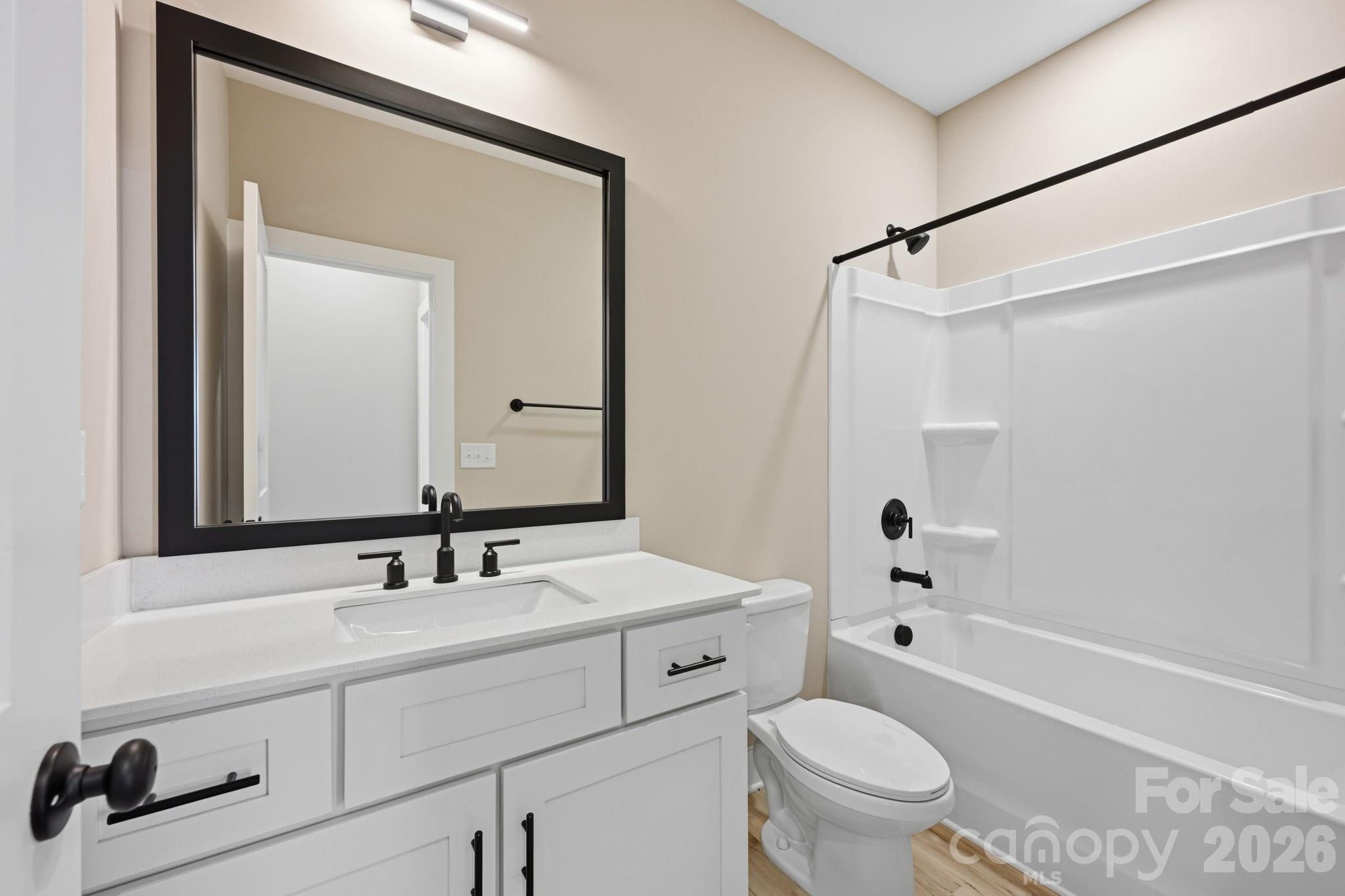 1513 Robin Road Newton, NC 28658 - Photo 7 of 13 Gallery Image 7