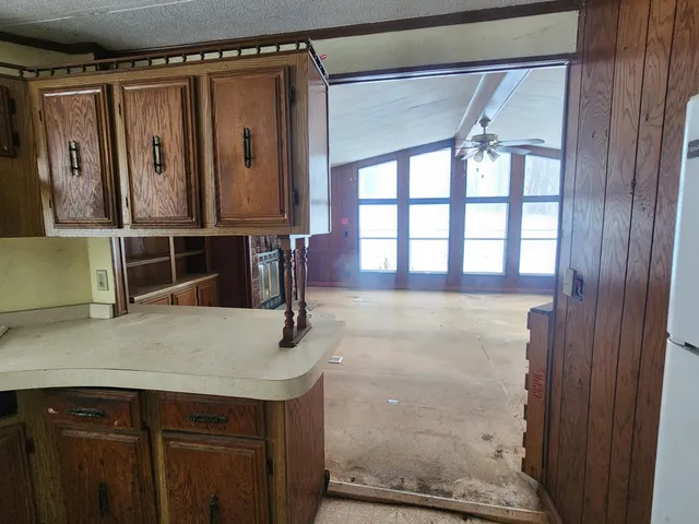 $199,900 | 25113 12th Avenue, Gobles, MI 49055