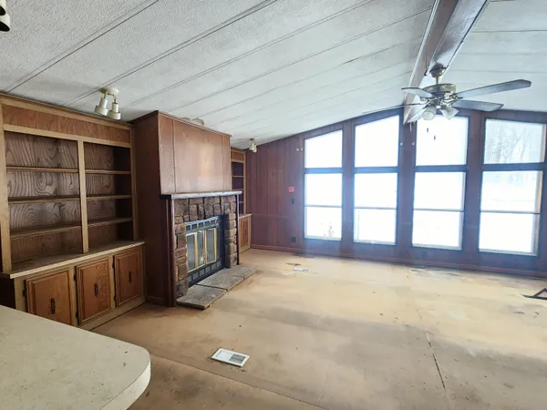 $199,900 | 25113 12th Avenue, Gobles, MI 49055