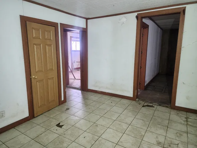 $199,900 | 25113 12th Avenue, Gobles, MI 49055