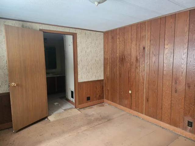 $199,900 | 25113 12th Avenue, Gobles, MI 49055