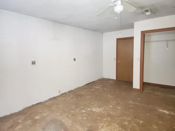 $199,900 | 25113 12th Avenue, Gobles, MI 49055