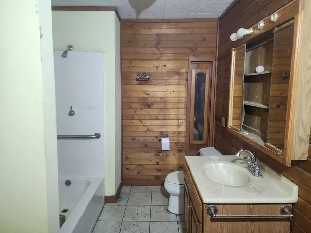 $199,900 | 25113 12th Avenue, Gobles, MI 49055