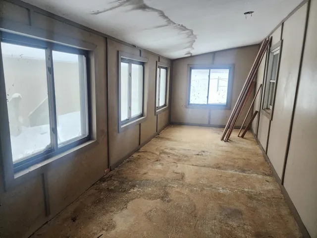 $199,900 | 25113 12th Avenue, Gobles, MI 49055