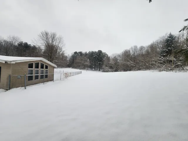 $199,900 | 25113 12th Avenue, Gobles, MI 49055