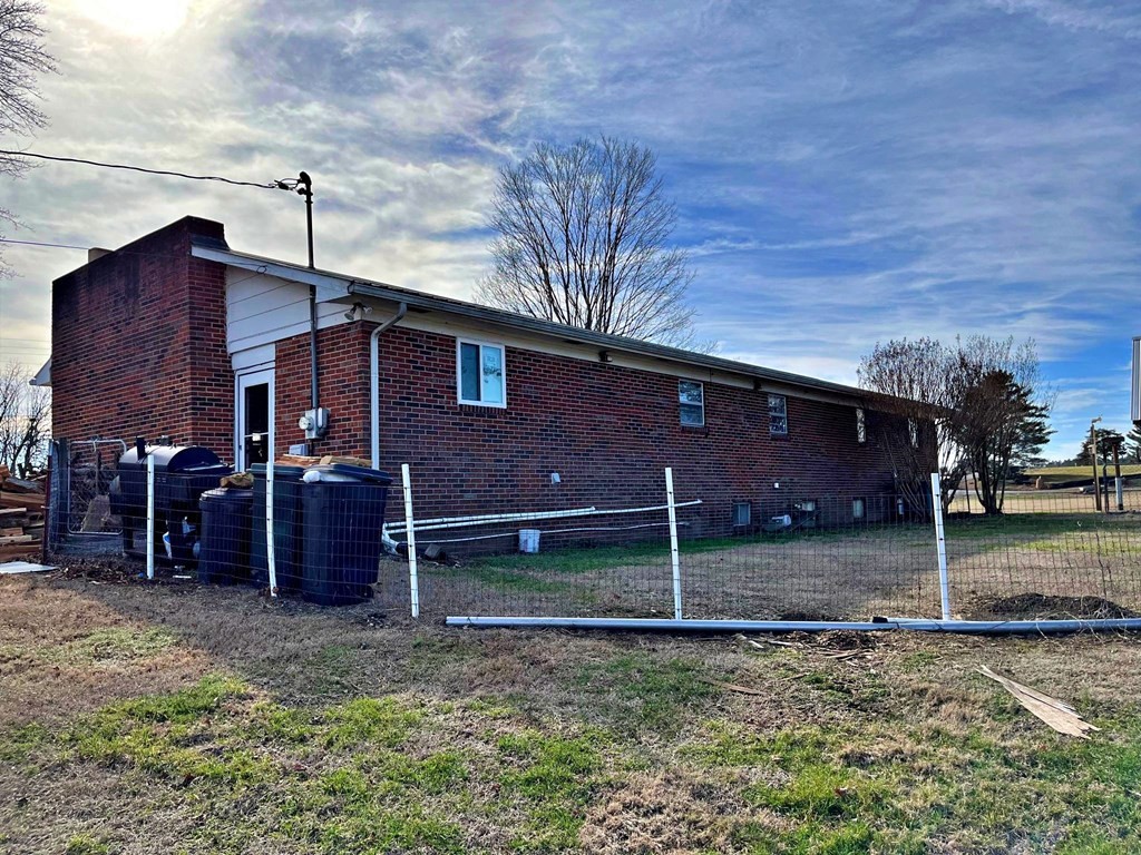 617 Gudger Road Madisonville, TN 37354 - Photo 16 of 52 Gallery Image 16