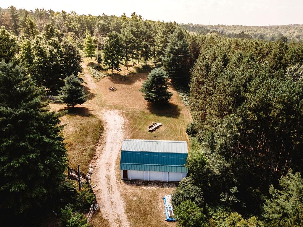 11268 Watson Road Williamsburg, MI 49690 - Photo 3 of 57