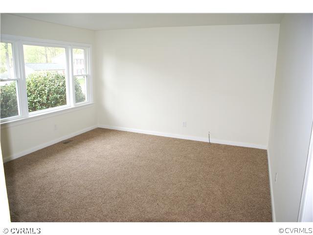 547 Duffton Road Richmond, VA 23225 - Photo 8 of 9 Den/Family/Great Room