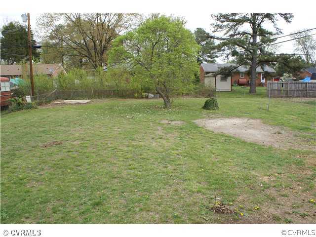 547 Duffton Road Richmond, VA 23225 - Photo 9 of 9 Exterior Back
